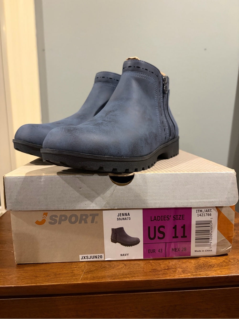 Jsport Women’s boot bundle
